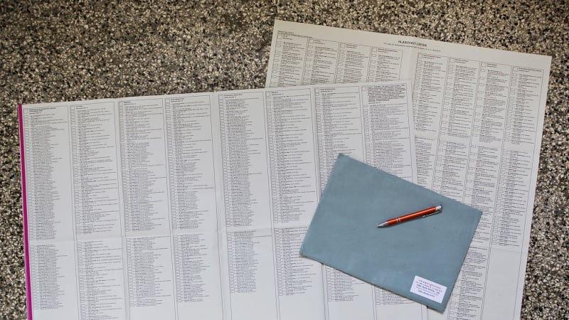 Složitý systém komunálních voleb: Volí i cizinci. Jak se křížkuje a počítají hlasy?