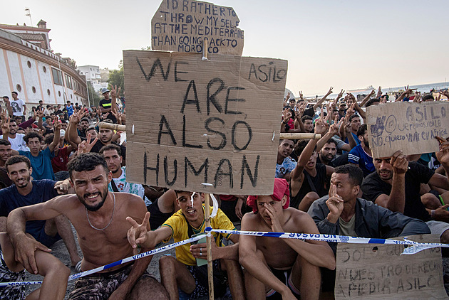 Státy EU definitivně schválily přísnější pravidla pro návraty migrantů