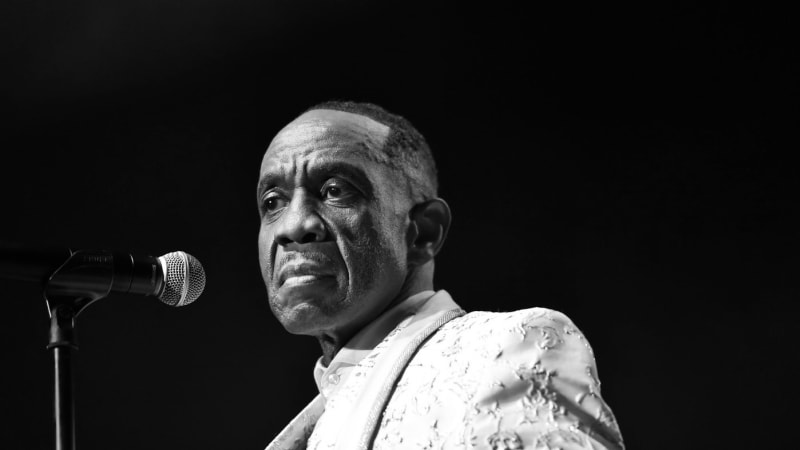 Zemřel legendární zpěvák Freddie Jackson. Jeho zamilované balady znějí na svatbách