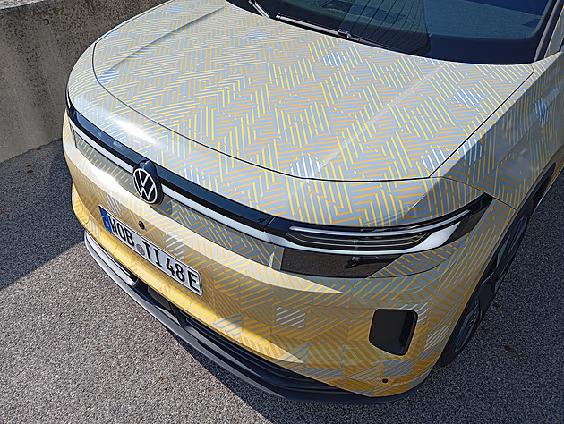 Nový Tiguan je elektrický. V pátek má premiéru, prošmejdili jsme ho v předstihu