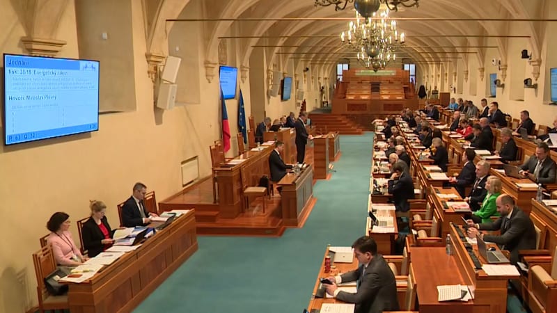 Exkluzivní predikce voleb do Senátu: Kdo uspěje ve druhém kole a stane se senátorem?