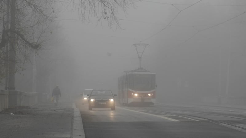 Sledujte RADAR: Česko zahalí podzimní mlhy. Z přeháněk se stane hustý déšť, kdy dorazí?