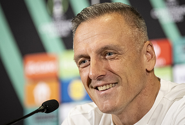 Volal jsem do Chelsea, jak na to, žertoval Kozel. Zápas s Brightonem má za svátek