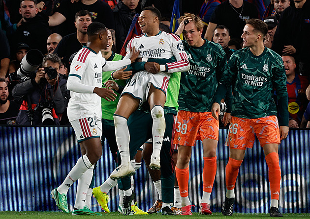 Mbappé králem El Clásika. Real Madrid vyhrál, Barcelonu připravil o první body